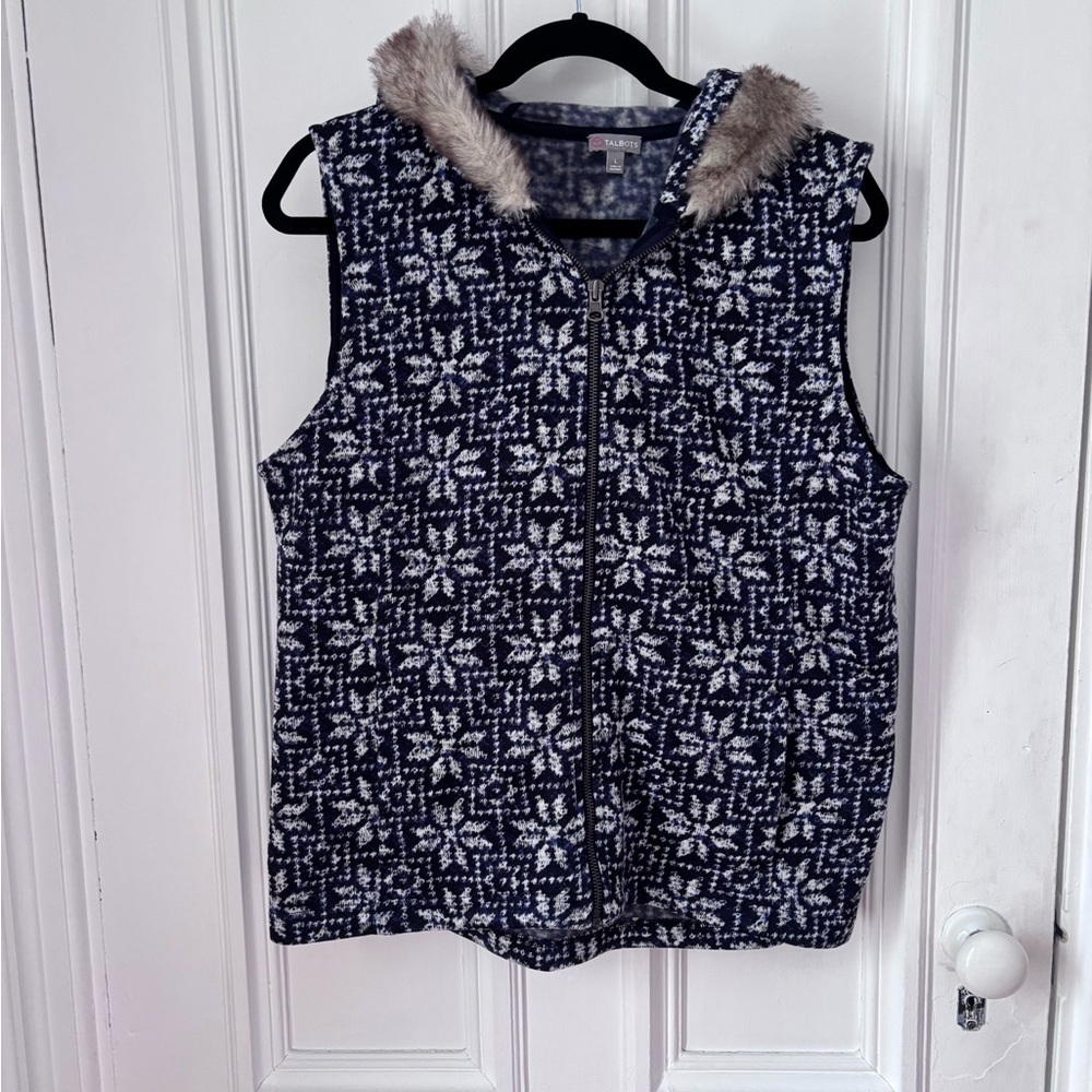 Talbots Nordic Faux Fur Snowflake Print Sleeveless Full Zip Vest Size Large
